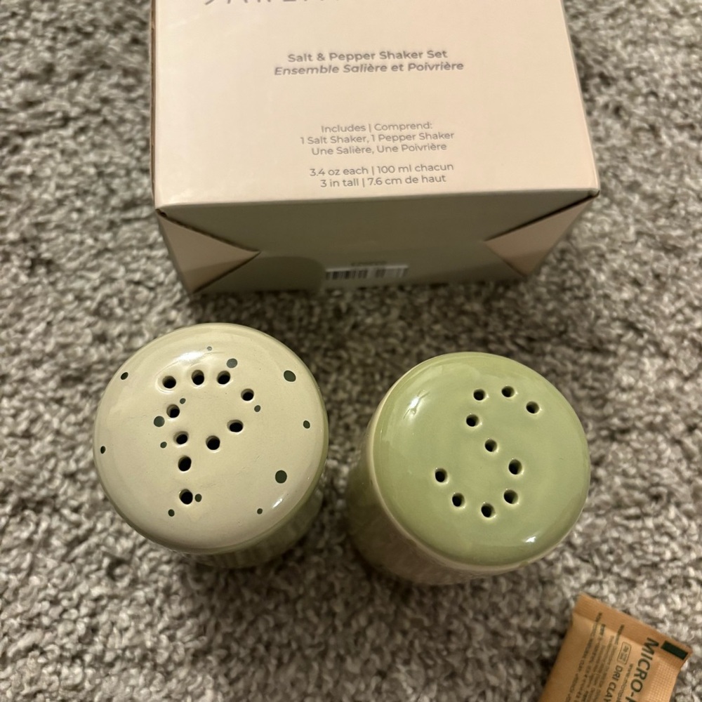 Darling Spring Salt & Pepper Shaker Set - Picture 2 of 3